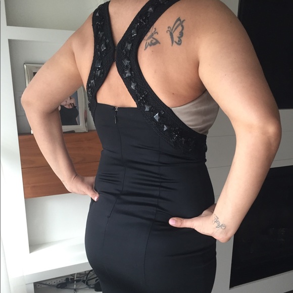 🖤black and nude fitted cocktail dress 🖤 - Picture 4 of 5